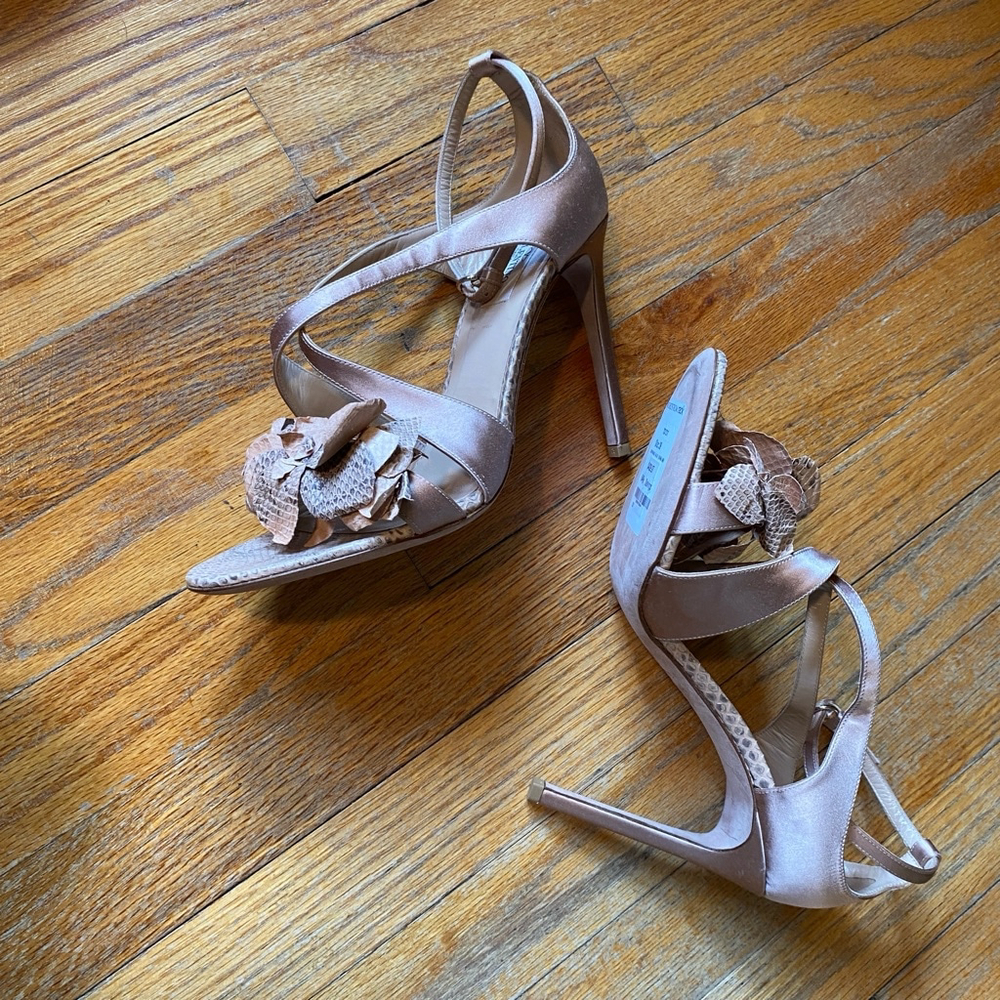 Authenticated Valentino Heels, Valentino Heels, Neutral/Champagne, USW 9 - Picture 5 of 10